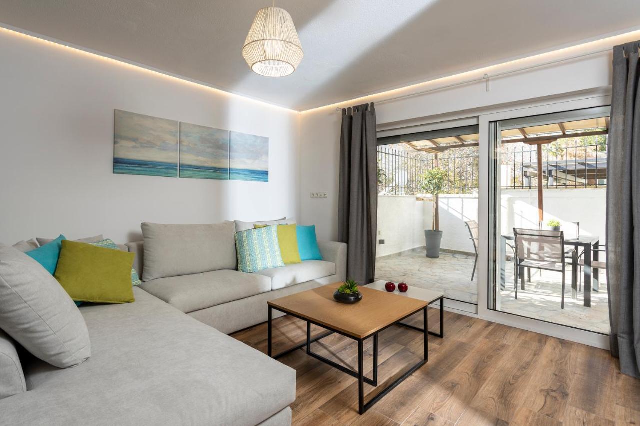 Athensblues Glyfada Lägenhet Exteriör bild